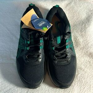 NWT ASICS supportive Gel Adventure 8 Women’s Running Shoes / Sneakers.